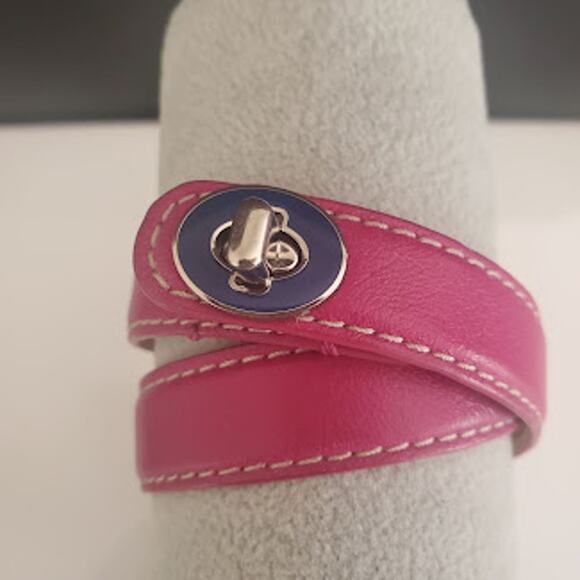 Coach Double Wrap‎ Leather Bracelet Berry Pink with Blue Enamel Turn Lock Clasp - Picture 9 of 10